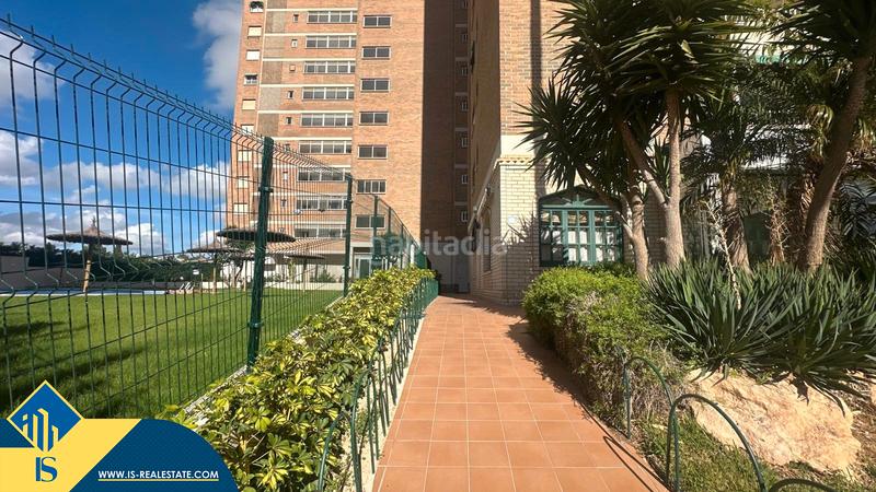 Foto bd6ec0c5-e724-492d-8bf3-9f30e22361dd. Pis amb piscina a Campoamor Orihuela