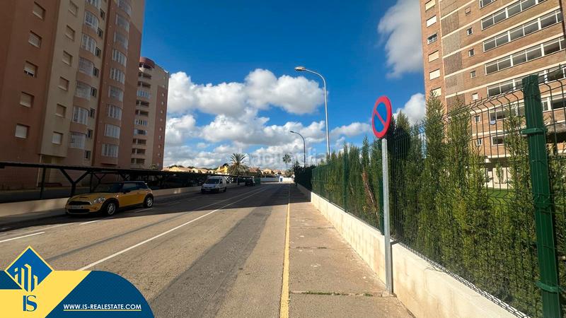 Foto c9ded556-1638-496f-8350-d4702c7f7ecc. Pis amb piscina a Campoamor Orihuela