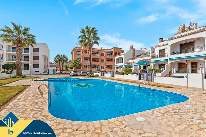 Foto 6a596356-4313-42ee-af47-bd36a96e29a2. Attique avec parking piscine dans Los Almendros Orihuela