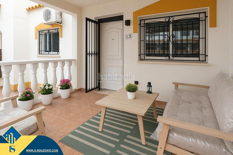 Foto 0bd735a8-5b99-47f5-91ef-adbd6e8a8baa. Zweistöckige wohnung mit parking pool in Los Balcones y los Altos Orihuela