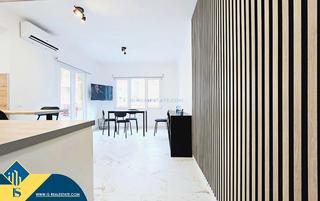 Appartement à Las Piscinas Naturales. Apartamento reformado con terraza, en la provincia de alicante,