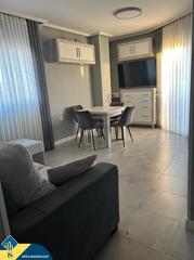 Apartament a Nueva Torrevieja. Apartamento renovado con terraza, en la provincia de alicante, e