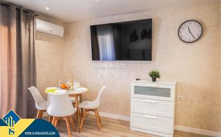 Flat in Las Piscinas Naturales. Apartamento con terraza, en la provincia de alicante, en la ciud