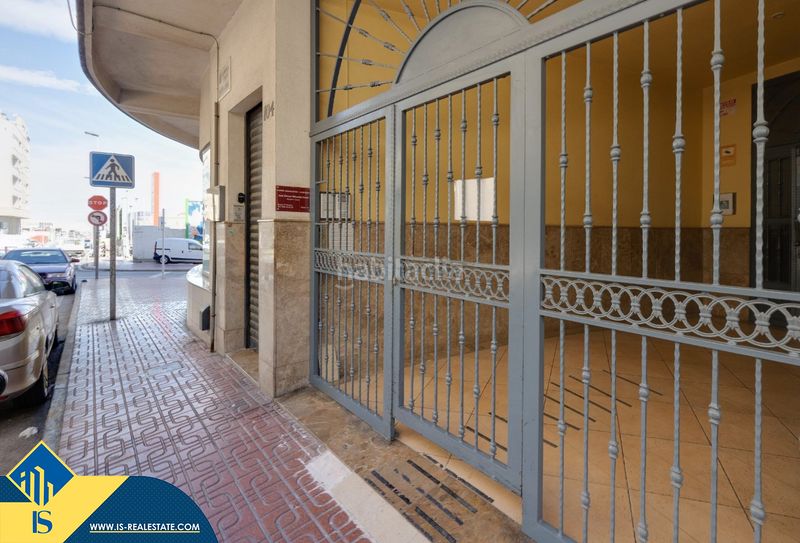 Foto d195d983-b90e-4d92-9f98-925bd01e7f08. Appartement mit heizung parking in Centro - Muelle Pesquero Torrevieja