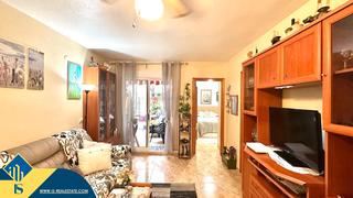 Appartement à Avenida Habaneras - Curva de Palangre. Apartamento con terraza, en la provincia de alicante, en torrevi