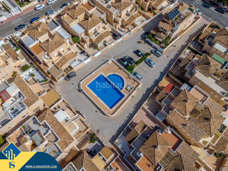 Foto 794071ef-944f-432e-ae70-0d68d21de0ff. Casa amb calefacció piscina a Parque Acuático - Sector 25 Torrevieja