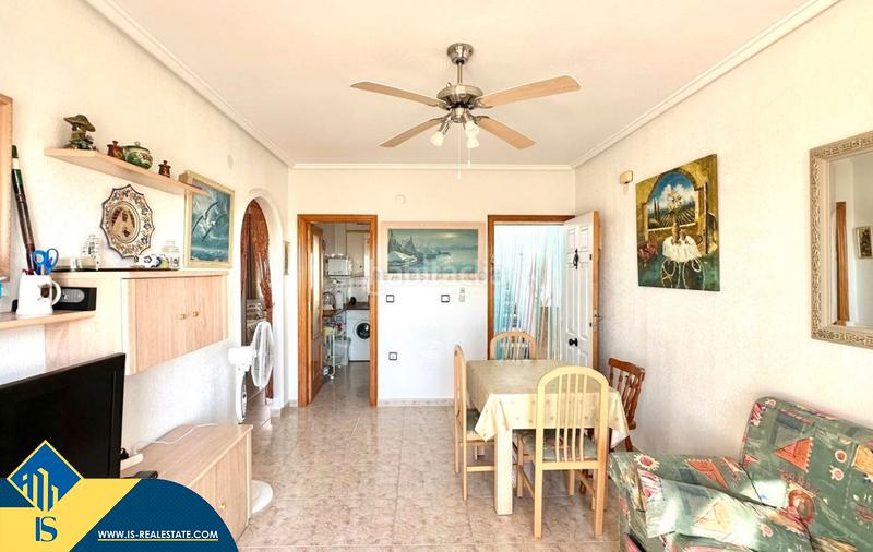 Foto 28fa0991-4eaf-4a8a-bc70-f0c23ede535d. Apartamento  con piscina comunitaria, en la provincia de alicante, en la ciudad . 2 habitaciones | 51 m² | 800 metros en Torrevieja