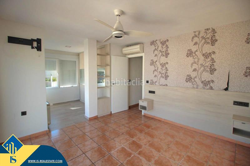 Foto 10dc5580-da90-4f4c-b352-33a3f0aad3df. Xalet amb aparcament a Villamartín-Las Filipinas Orihuela