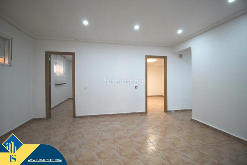 Foto 1c416269-3bbe-437d-bfcd-fec0cac430b8. Xalet amb aparcament a Villamartín-Las Filipinas Orihuela