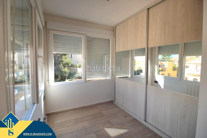 Foto 66495515-c977-4035-8b01-f60dae66d036. Xalet amb aparcament a Villamartín-Las Filipinas Orihuela