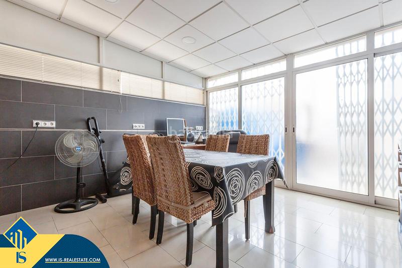 Foto 146f27df-5632-4a82-a86c-825b597d9a90. Dúplex amb aparcament piscina a Platja de Torres Vila Joiosa (la)