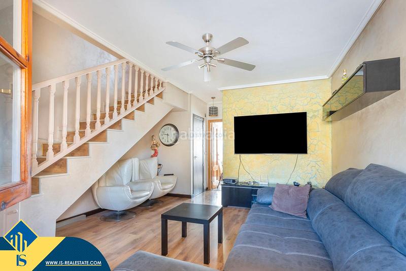 Foto 44637f2d-2dee-418a-ac03-573b3cf2984c. Dúplex amb aparcament piscina a Platja de Torres Vila Joiosa (la)