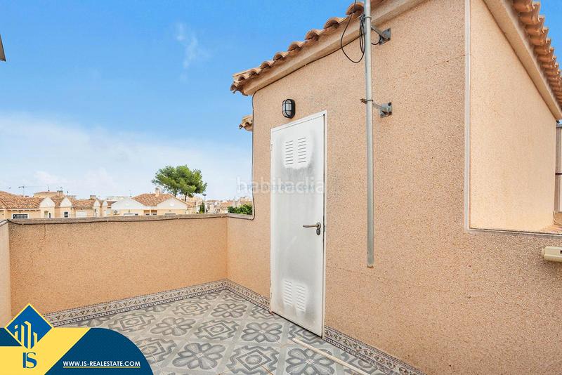 Foto 74d386c2-eaf7-407e-8ed5-ca66e6246d03. Dúplex amb aparcament piscina a Platja de Torres Vila Joiosa (la)