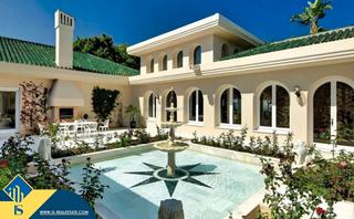 Chalet en Río Real. Villa con piscina privada, en la provincia de málaga, en la ciud