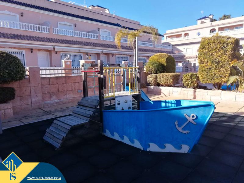 Foto 5b7942ec-368c-4ac0-a33a-984ce7abaa01. House with pool in Villamartín-Las Filipinas Orihuela