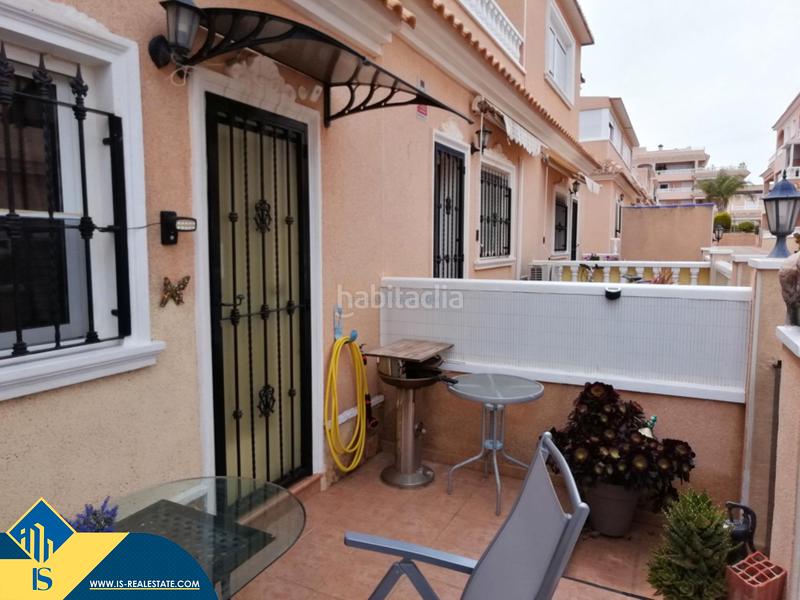 Foto 80fa0c2b-b341-4440-932a-a7de194028c3. House with pool in Villamartín-Las Filipinas Orihuela