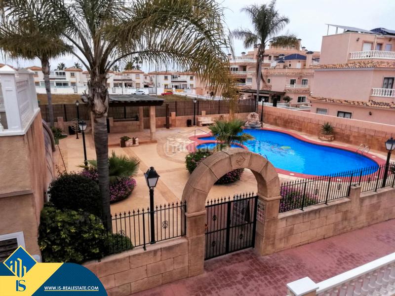 Foto 9bb8e50a-78f3-4340-8059-ecedab893e2d. House with pool in Villamartín-Las Filipinas Orihuela