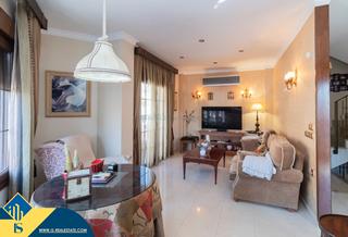 Casa en San Miguel de Salinas. Casa con piscina privada, en la provincia de alicante, en la loc