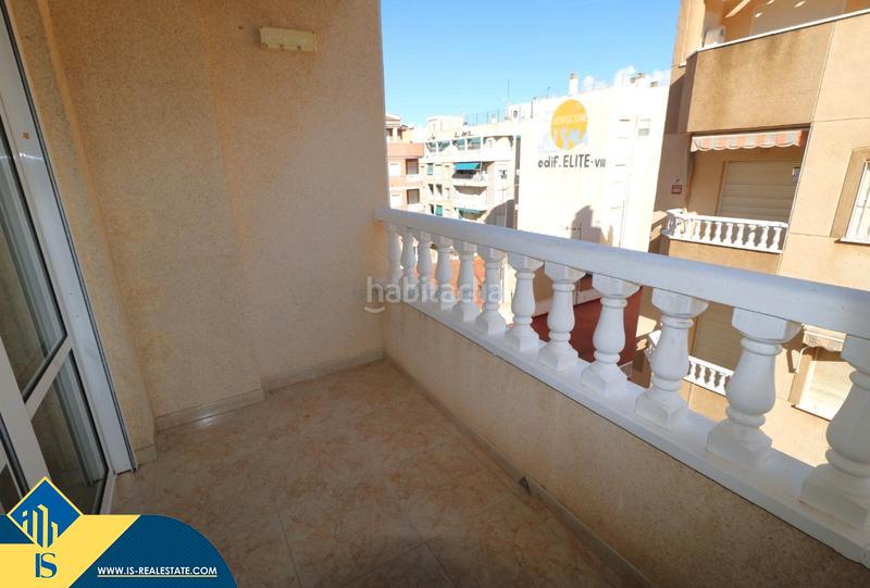 Foto 6f257815-7713-48d8-8e7c-89ea7c4ddee8. Apartamento  con terraza, en la provincia de alicante, en la ciudad , en la zona de playa dEl Acequión. 1 habitación | en Torrevieja