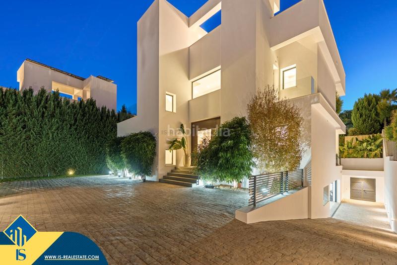 Foto 2797f27b-e972-4785-9b71-d49110d39d07. Flat in Nueva Andalucía centro Marbella