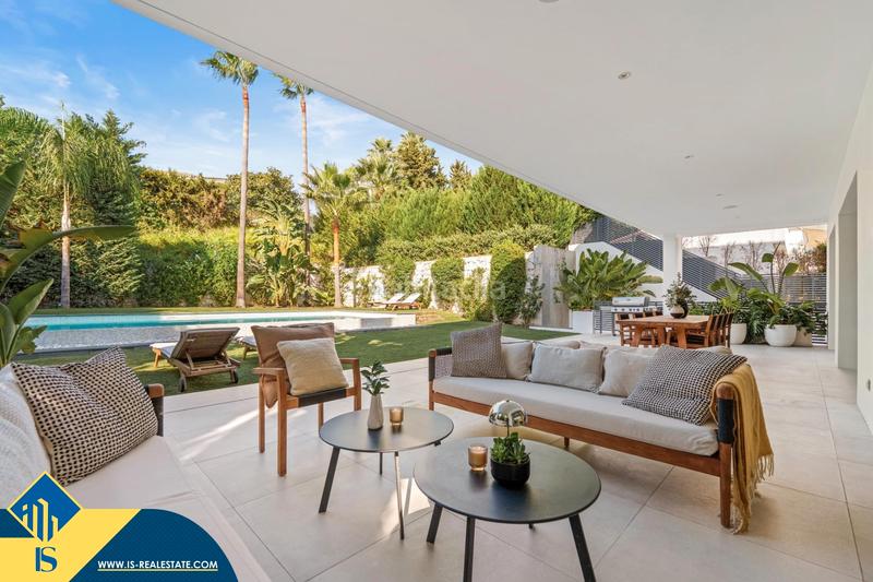 Foto 58012f8f-f212-4835-ac6f-bc554aefb015. Flat in Nueva Andalucía centro Marbella