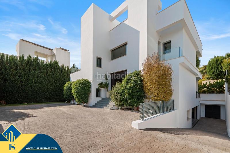 Foto 63c0a925-2181-444a-99f2-7b19a6517944. Flat in Nueva Andalucía centro Marbella