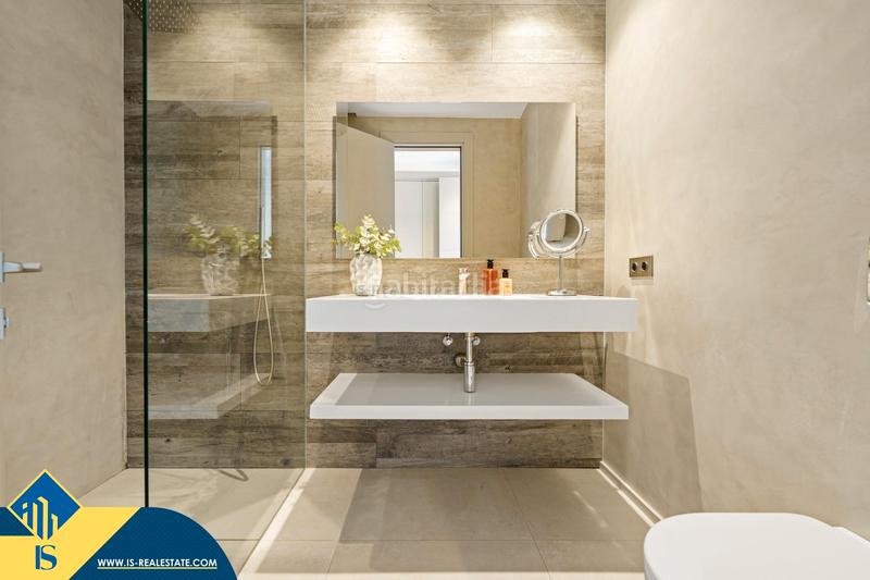 Foto 733c953d-77dd-4564-9dd9-a5d7c4244858. Flat in Nueva Andalucía centro Marbella