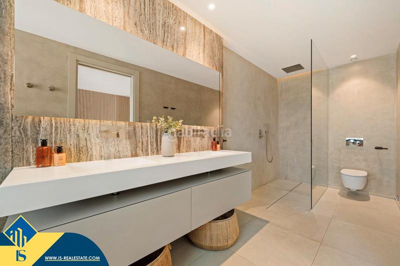 Foto 7def63d3-92db-4f28-ac68-fa3bebd2bd28. Flat in Nueva Andalucía centro Marbella