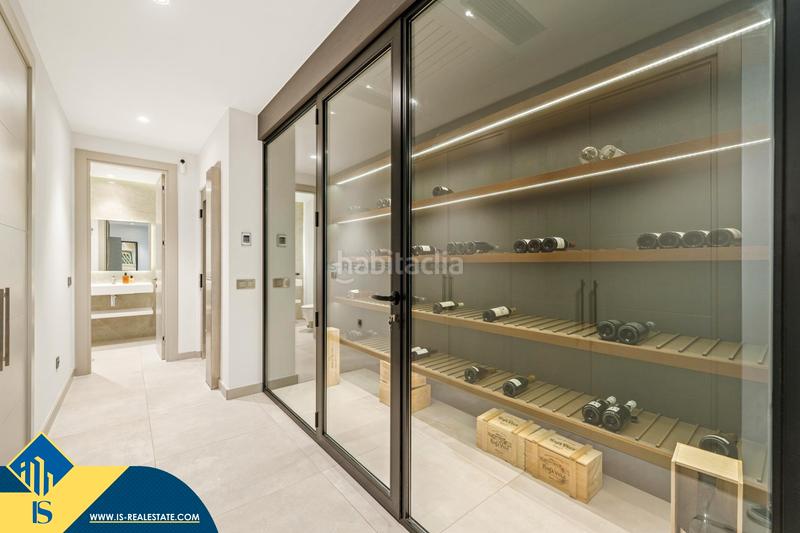 Foto cdeff931-3bb4-4436-849a-5d919c6418e7. Flat in Nueva Andalucía centro Marbella