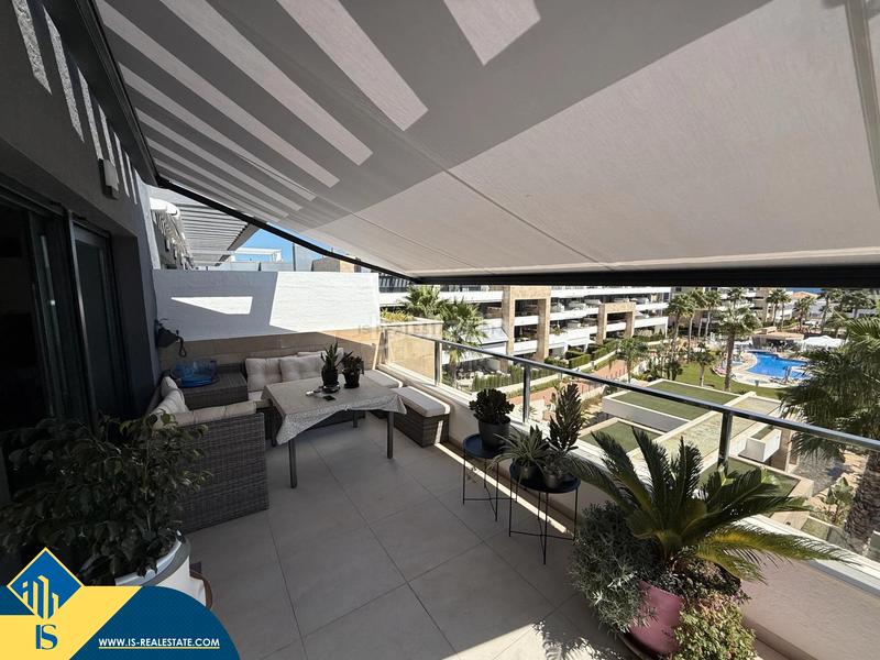 Foto 5f0cdb64-dee0-4c5c-a19d-8cb25fac3bbe. Attico con parcheggio piscina in Playa Flamenca Orihuela