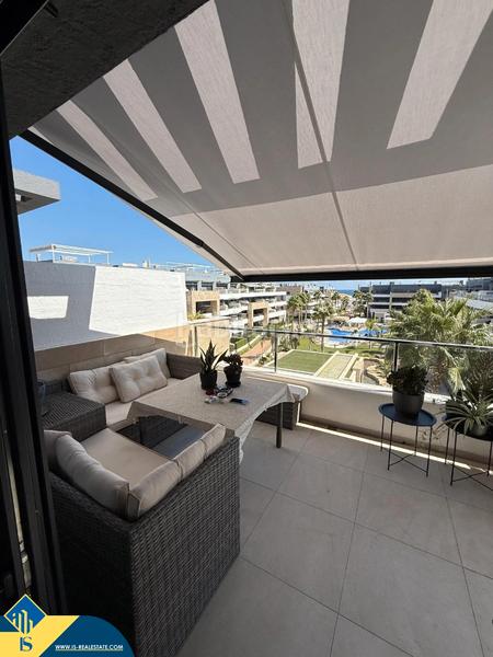 Foto e54c822e-d6bc-436f-bd95-1a18b04133c1. Attico con parcheggio piscina in Playa Flamenca Orihuela