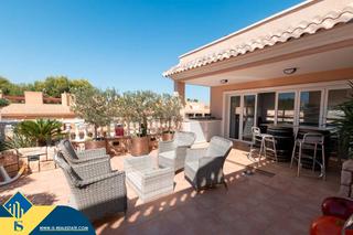 Piso en Lomas de Cabo Roig - Los Dolses. Apartamento con piscina comunitaria, en la provincia de alicante