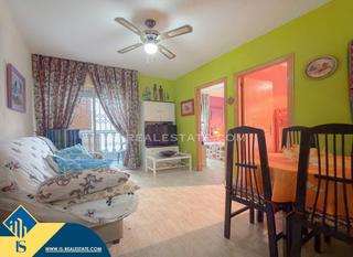 Apartament a Avenida Habaneras - Curva de Palangre. Apartamento con piscina comunitaria, en la provincia de alicante