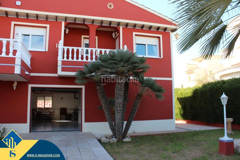 Foto 2668becb-cf11-4a6c-97ac-8f519a06e6c6. Chalet con parcheggio piscina in Campoamor Orihuela