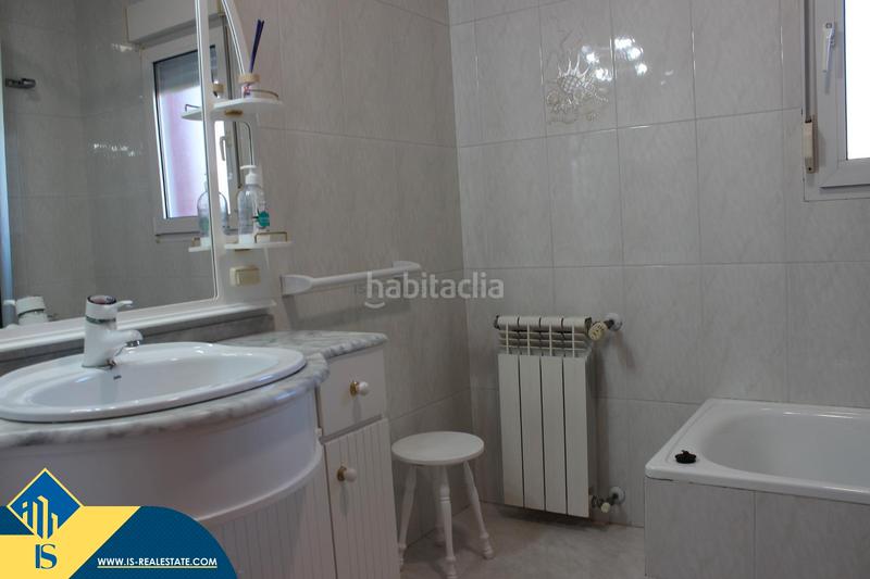 Foto 37177301-529a-46b3-b3e2-02ad8e22c61b. Chalet con parcheggio piscina in Campoamor Orihuela