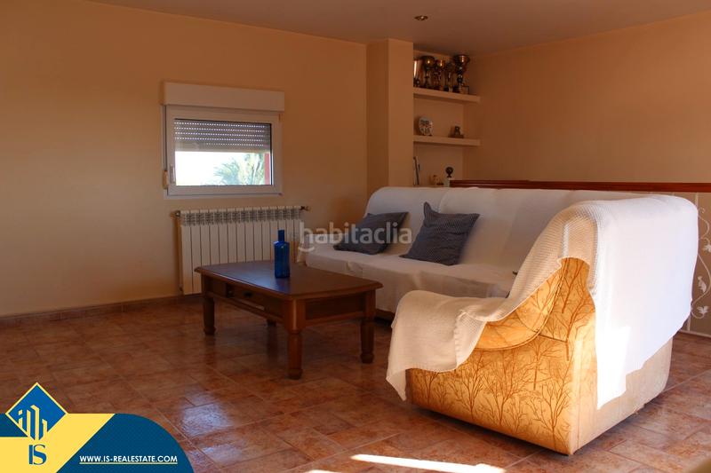 Foto 7465fec2-e733-4b21-b511-90f8a4ff2e6b. Chalet con parcheggio piscina in Campoamor Orihuela