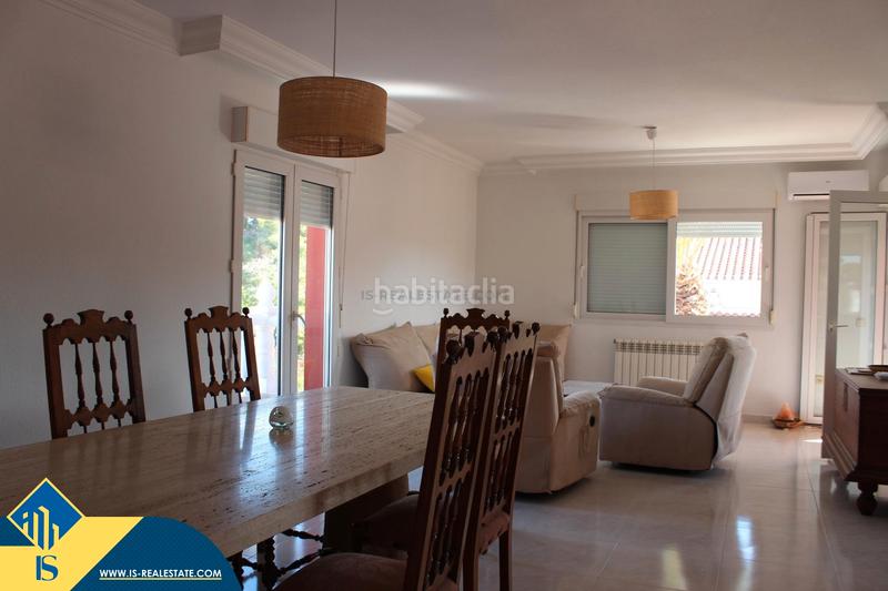 Foto 9d194f4c-7d3c-4f23-b2fb-a039425550cb. Chalet con parcheggio piscina in Campoamor Orihuela