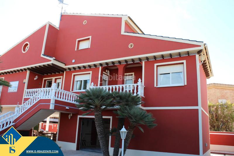 Foto c4ae8063-26f4-4bf1-ae19-3975e8cf0af4. Chalet con parcheggio piscina in Campoamor Orihuela