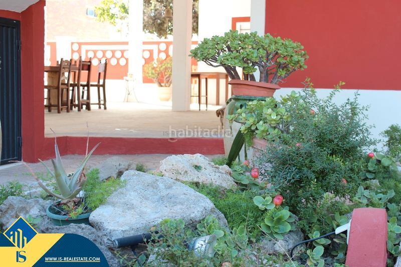 Foto ee9dfa99-1b8e-4f83-b05c-ccdf8d0b53af. Chalet con parcheggio piscina in Campoamor Orihuela