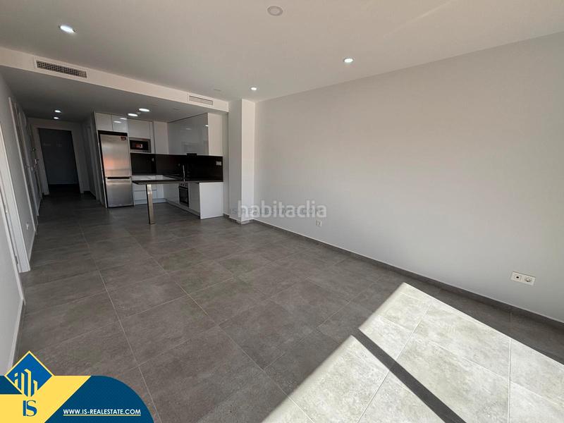 Foto 86be9794-03f5-40ca-bef6-b0b42f951866. Appartement avec piscine dans Las Piscinas Naturales Torrevieja