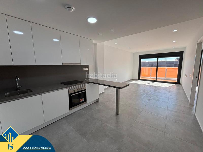 Foto e9b8cd35-cea8-4817-b184-4679b840d7b0. Appartement avec piscine dans Las Piscinas Naturales Torrevieja