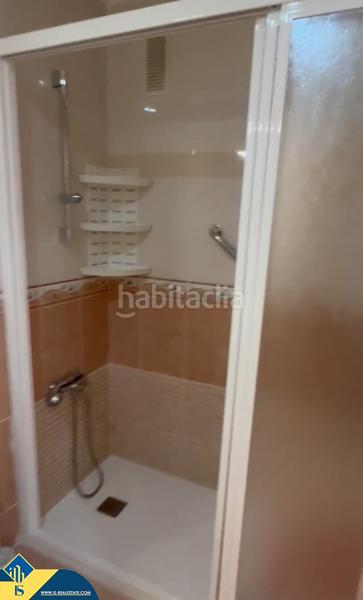 Foto b2f30e35-a0c4-4e7e-a5d1-c7b1a78afe23. Piccolo appartamento in calle joaquín chapaprieta 51 in Torrevieja