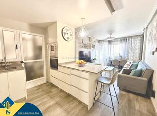 Piccolo appartamento in Parque de las Naciones. Apartamento renovado con piscina comunitaria, en la provincia de