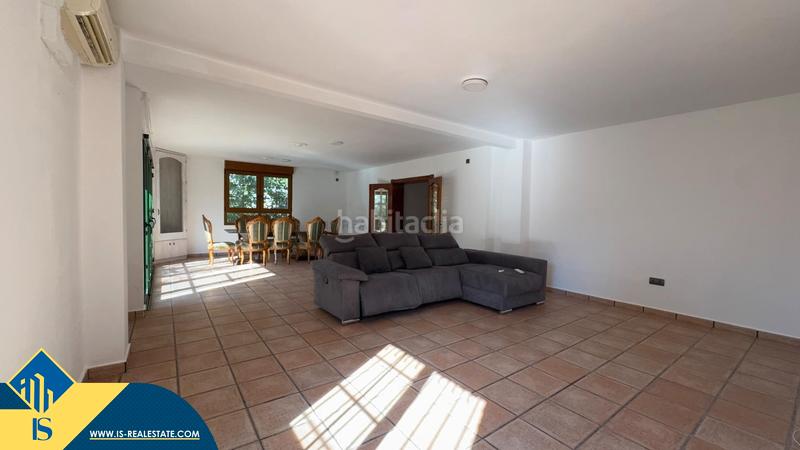 Foto 1ebff500-9b6c-4fae-a056-be42d32e81e2. Xalet amb aparcament a Aguas Nuevas Torrevieja