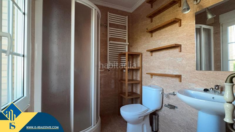 Foto 33c72af6-b792-48e9-8bc3-3dbad4c0a7ed. Xalet amb aparcament a Aguas Nuevas Torrevieja