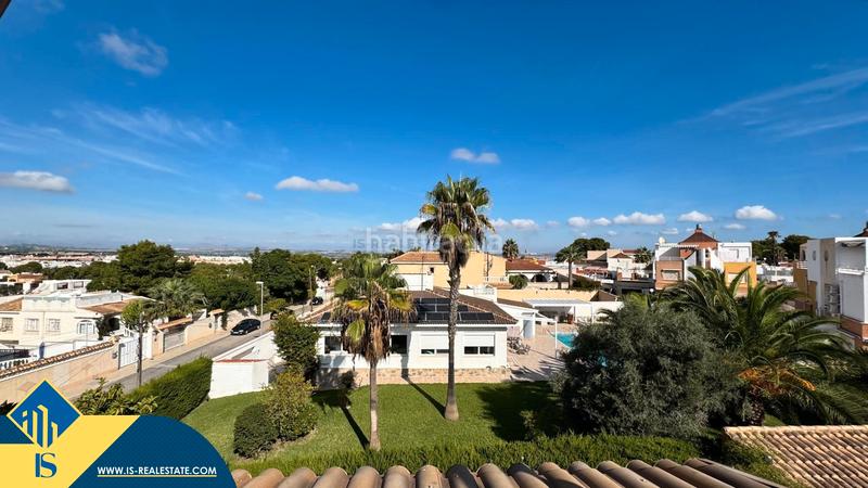 Foto 5f500b97-20e5-4daa-bbdc-cc09c79539db. Xalet amb aparcament a Aguas Nuevas Torrevieja