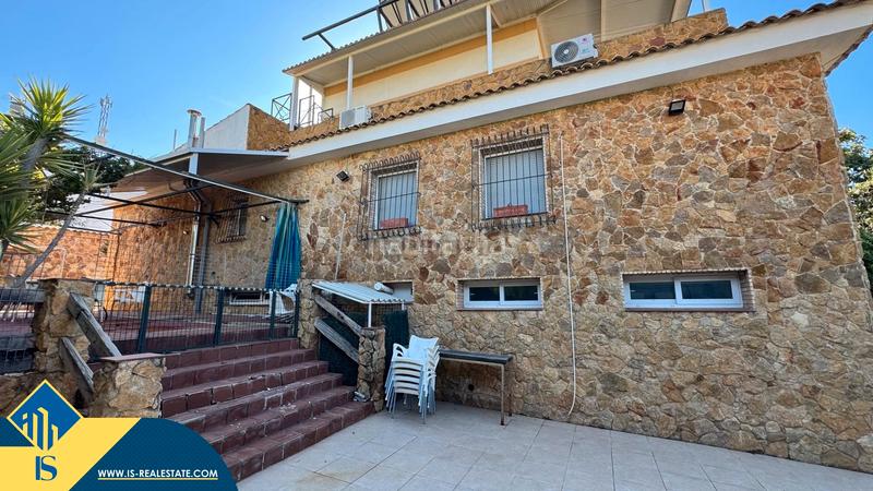 Foto a70fdae0-cff3-470d-b7d4-06276c50b8bf. Xalet amb aparcament a Aguas Nuevas Torrevieja