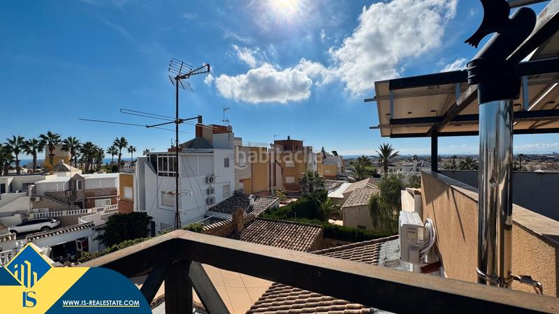 Foto c451c4a1-f947-4ec4-aaea-9ecc6b381f53. Xalet amb aparcament a Aguas Nuevas Torrevieja