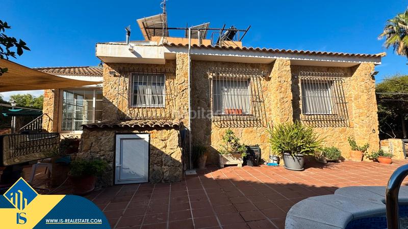 Foto deee8468-eeeb-406a-8998-f5e1687691b0. Xalet amb aparcament a Aguas Nuevas Torrevieja