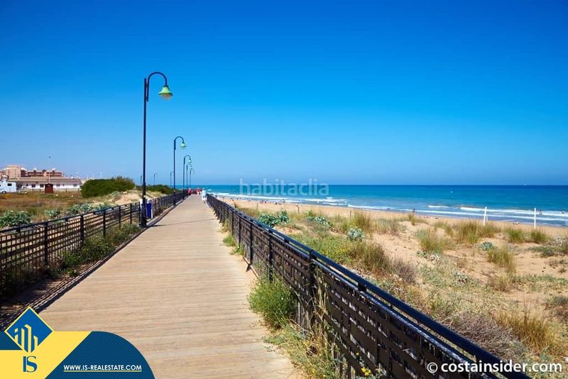 Foto a1f4bd9a-9574-42e7-83f5-1909236d66ba. Casa amb aparcament a Cabo Cervera Torrevieja